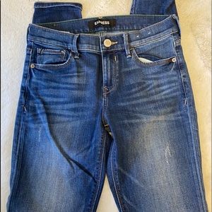 EXPRESS New Mid-Rise Jeans 🔥